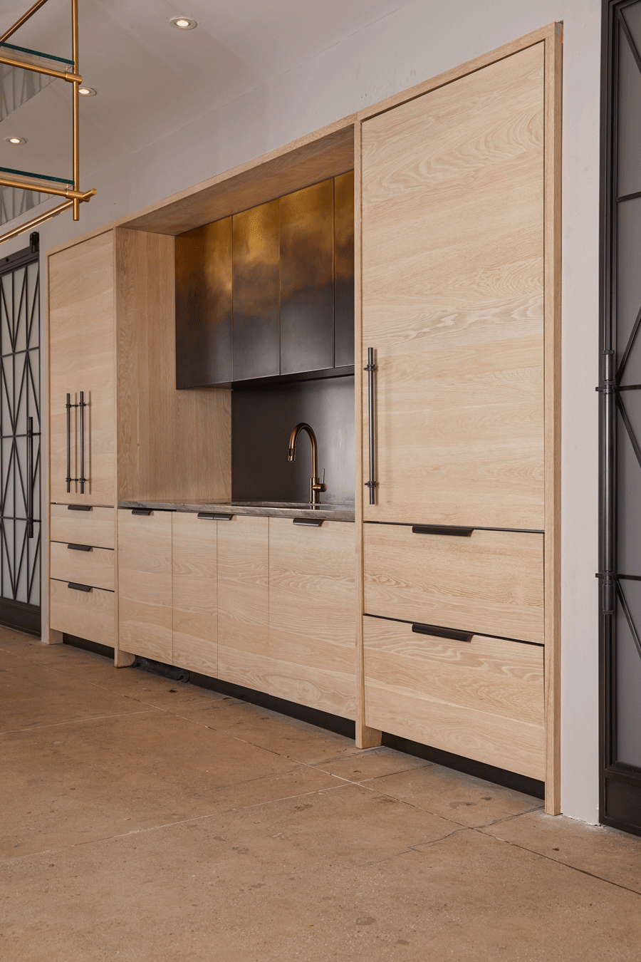 amuneal_products_WNWN_NYDC_nyc-showroom_OmbreKitchenVertical