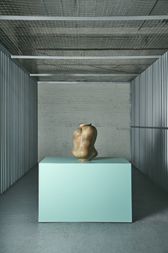 Cloud Vessel _1816_Chris Gustin_Photo Credit Courtesy of Donzella Ltd._photo by _Michael Mundy