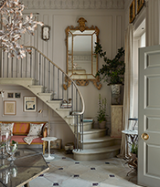 WOWhouse 2025 Cox London Entrance Hall by Victoria Davar of Maison Artefact Photo James McDonald006_V3_WEB thumb