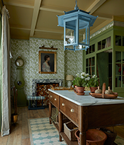 WOWhouse 2025 Sims Hilditch Courtyard Room by Emma Sims-Hilditch Photo James McDonald1061_WEB thumb