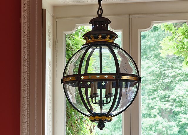 CL0527.GI Fernhurst Globe Lantern_C Feature 2 unlitthumb