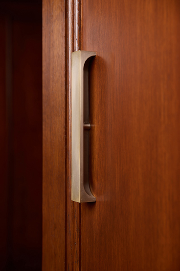 amuneal_tribeca_appliance pull_athena (1)